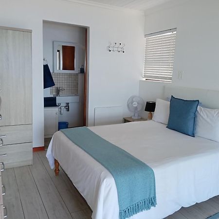 Captain Sunshine Guest House Groot-Jongensfontein Esterno foto