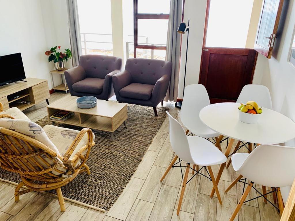 Captain Sunshine Guest House Groot-Jongensfontein Esterno foto