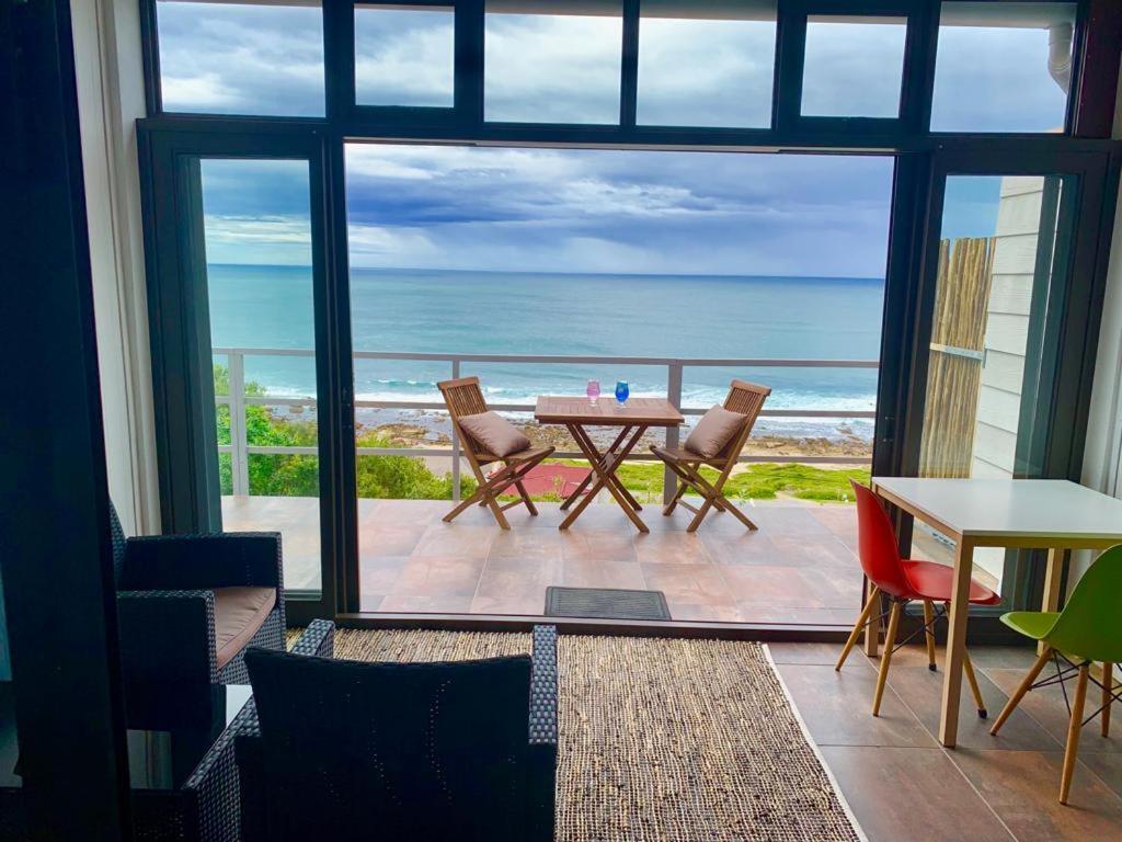 Captain Sunshine Guest House Groot-Jongensfontein Esterno foto
