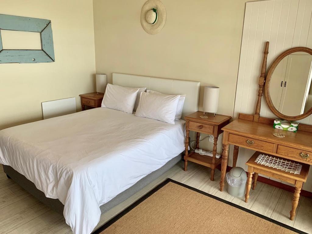 Captain Sunshine Guest House Groot-Jongensfontein Esterno foto